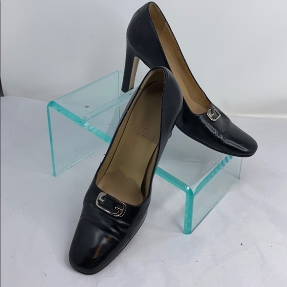 Gucci Sz 7.5B Black Leather Pumps - Picture 3 of 14